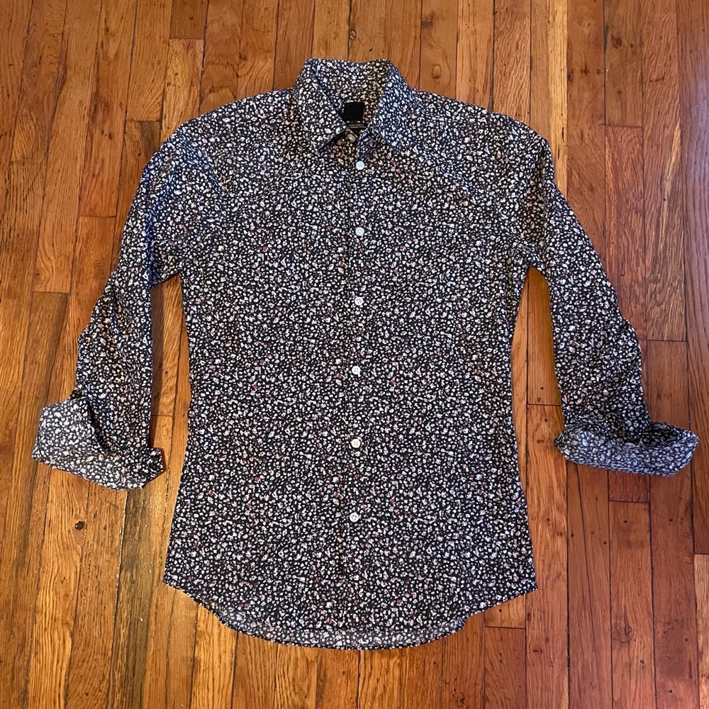 H&M slim fit button down shirt